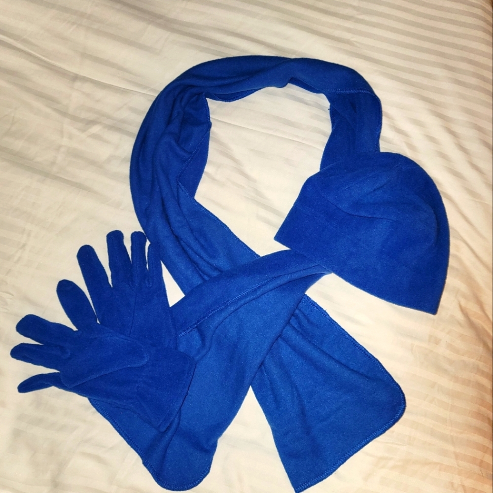 Blue Fleece scarf hat gloves set bundle